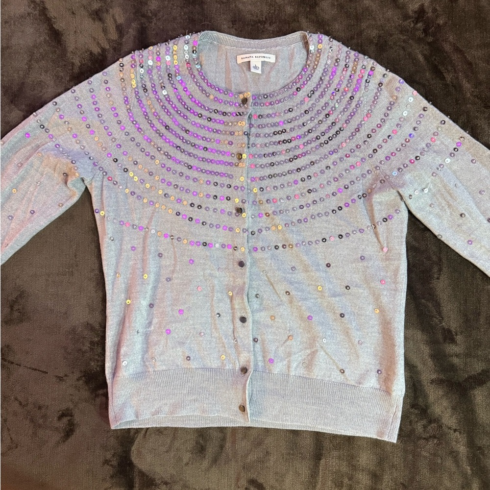 Banana Republic Women’s Gray Button Up Cardigan with Sequins.  Size Large